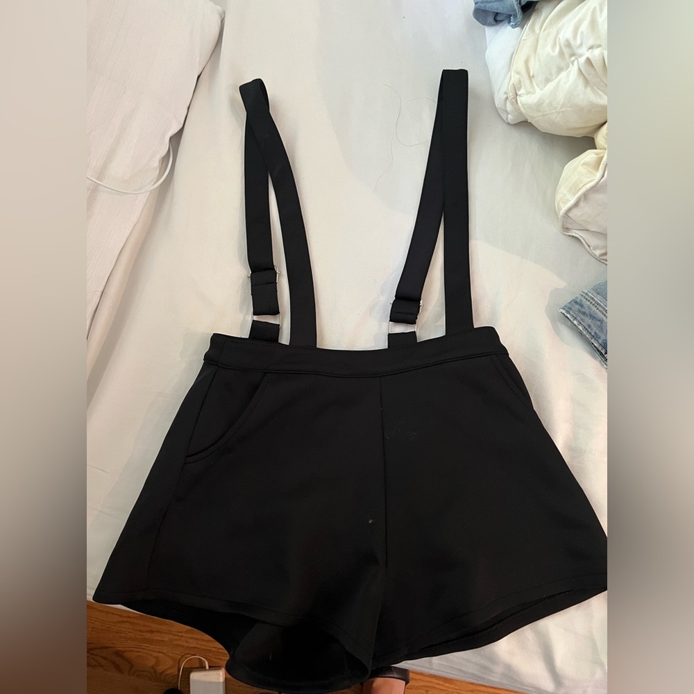 Nasty gal suspenders shorts